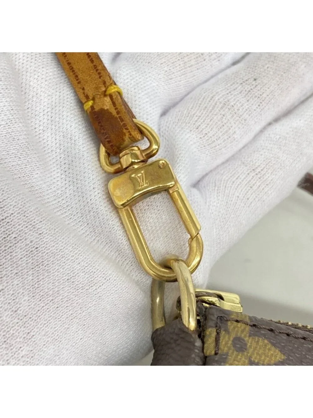 Louis Vuitton Pouch Monogram Pochette Brown